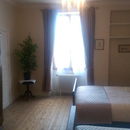 Vingt Grand Rue Bed & Breakfast Champagne-Mouton Room photo